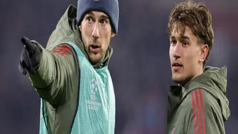 曼联灵魂解码：专注本职，顺其自然！希顿分享团队领袖之道