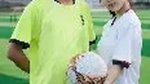 国家冰壶队连胜佳绩，挺进半决赛争夺战